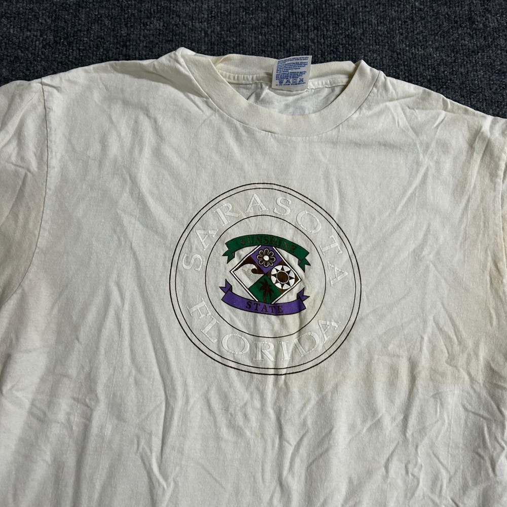 Hanes T-Shirt Mens Size L White Sarasota Florida Graphic Cotton Vintage Fair